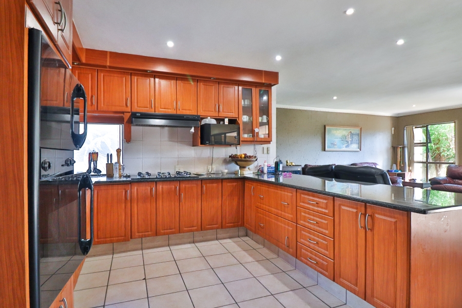 6 Bedroom Property for Sale in Montana Gauteng