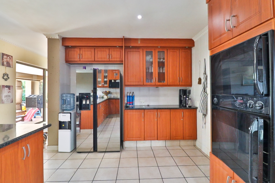 6 Bedroom Property for Sale in Montana Gauteng