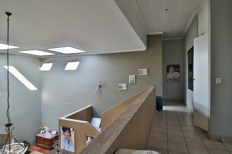 6 Bedroom Property for Sale in Montana Gauteng