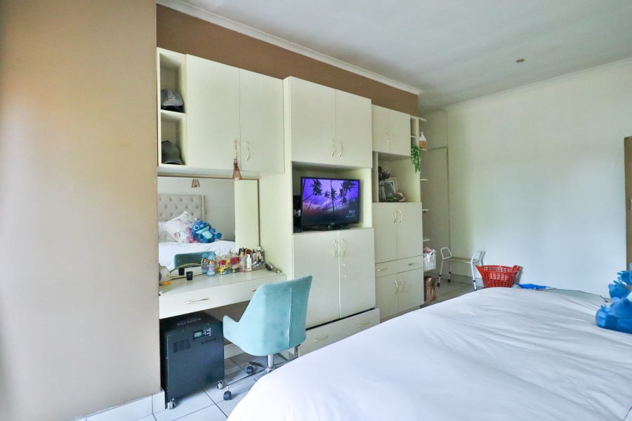 6 Bedroom Property for Sale in Montana Gauteng