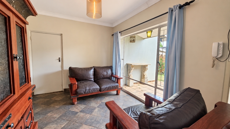 4 Bedroom Property for Sale in Elardus Park Gauteng