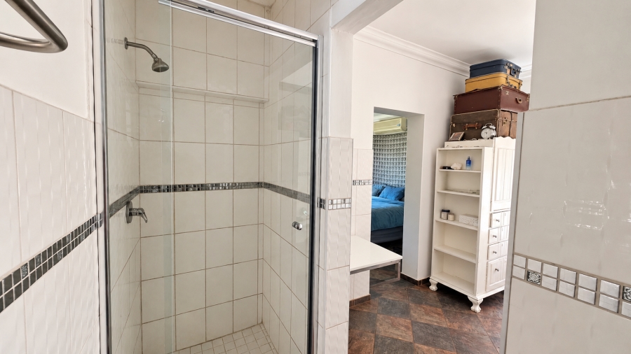 4 Bedroom Property for Sale in Elardus Park Gauteng