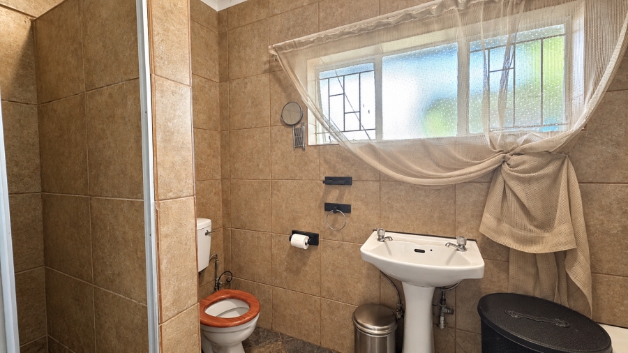 4 Bedroom Property for Sale in Elardus Park Gauteng