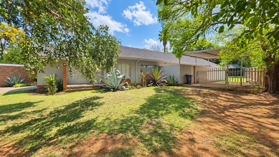 4 Bedroom Property for Sale in Elardus Park Gauteng