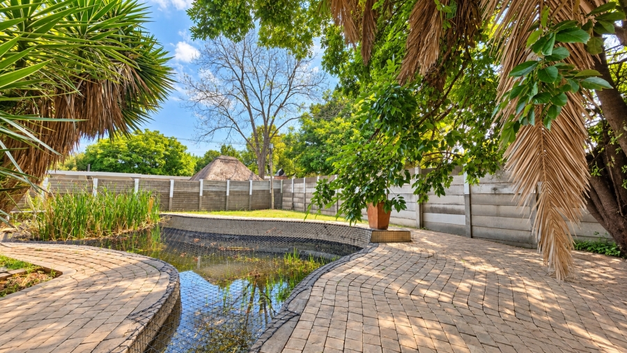 4 Bedroom Property for Sale in Elardus Park Gauteng