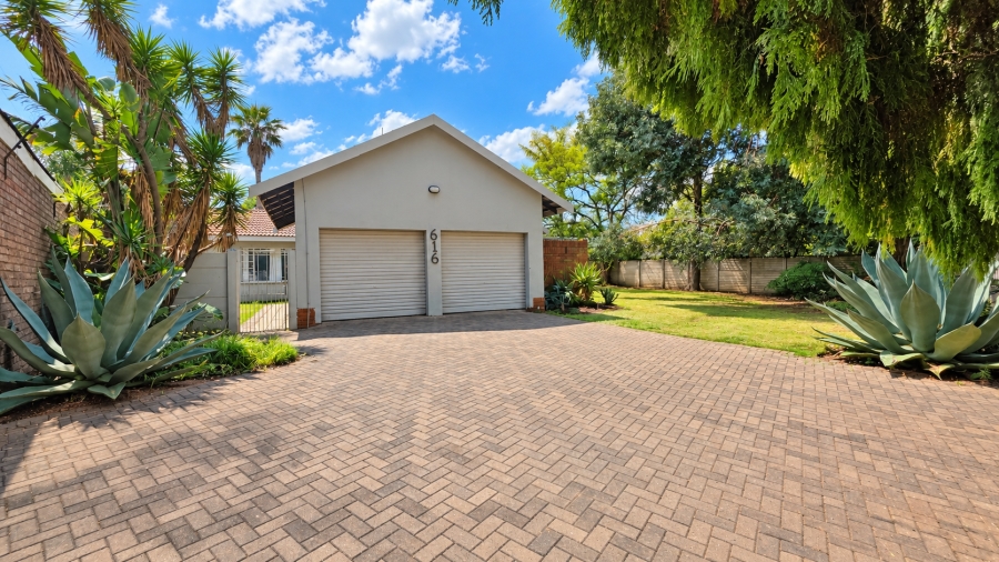 4 Bedroom Property for Sale in Elardus Park Gauteng