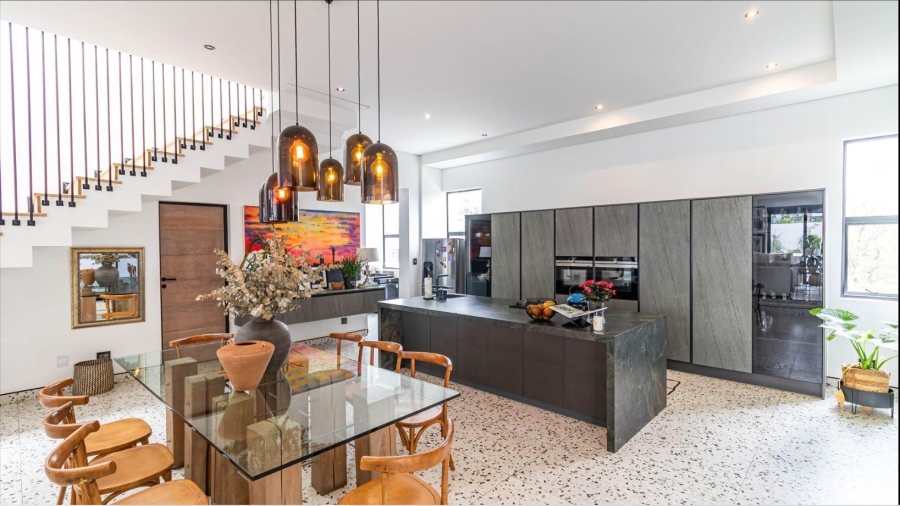 4 Bedroom Property for Sale in Helderfontein Estate Gauteng