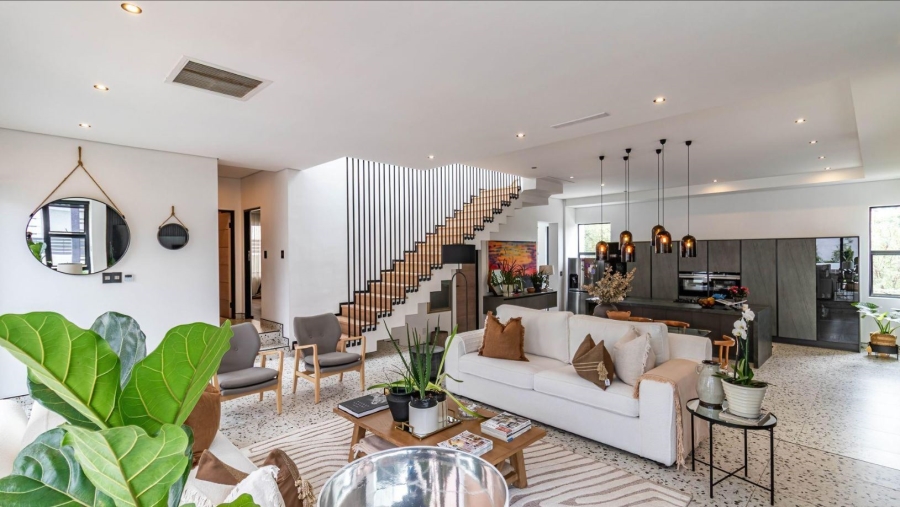 4 Bedroom Property for Sale in Helderfontein Estate Gauteng