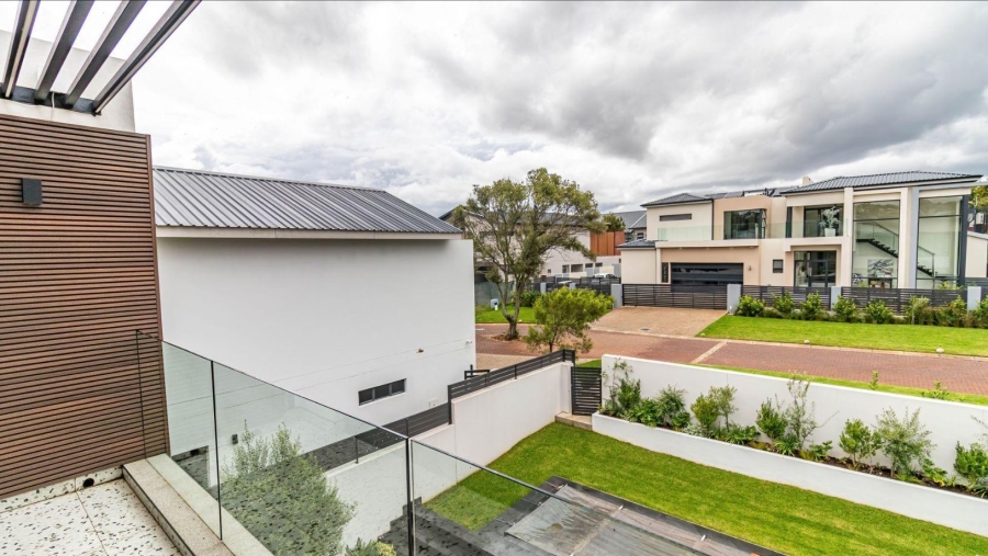 4 Bedroom Property for Sale in Helderfontein Estate Gauteng