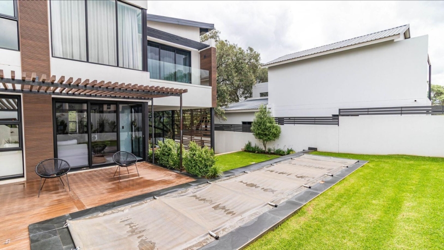 4 Bedroom Property for Sale in Helderfontein Estate Gauteng