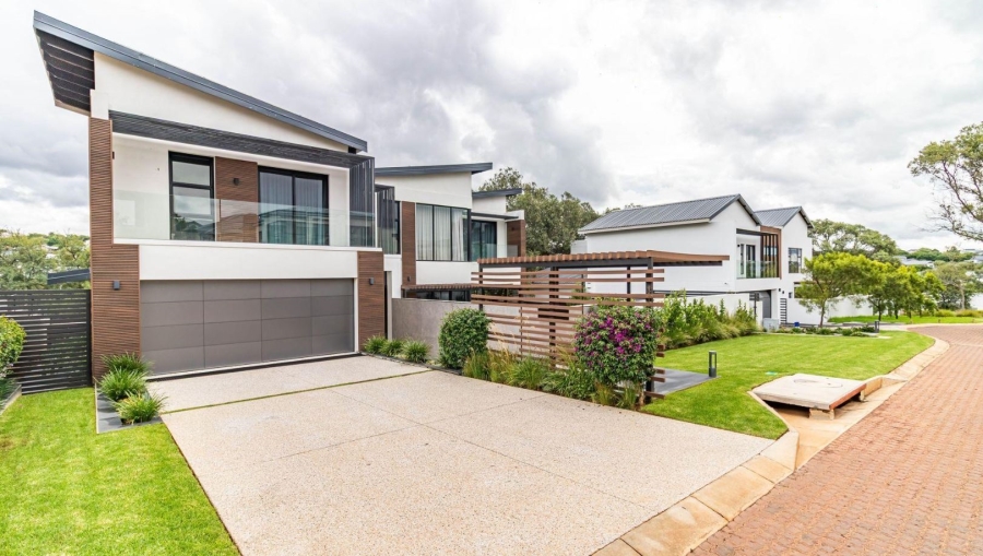 4 Bedroom Property for Sale in Helderfontein Estate Gauteng