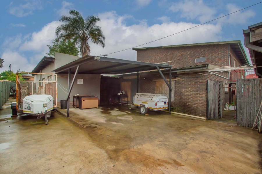 4 Bedroom Property for Sale in Krugersdorp North Gauteng