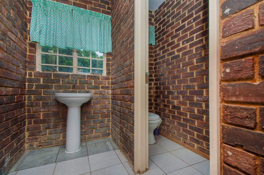 4 Bedroom Property for Sale in Krugersdorp North Gauteng