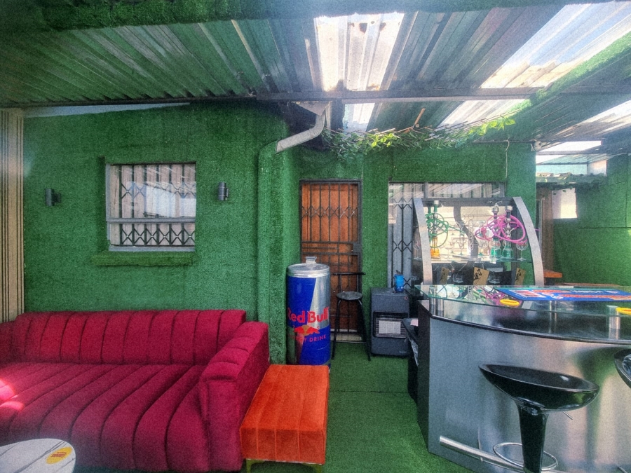 2 Bedroom Property for Sale in Fleurhof Gauteng