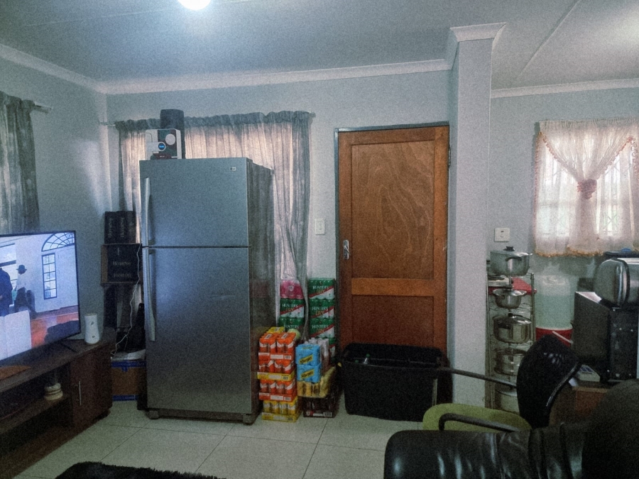 2 Bedroom Property for Sale in Fleurhof Gauteng