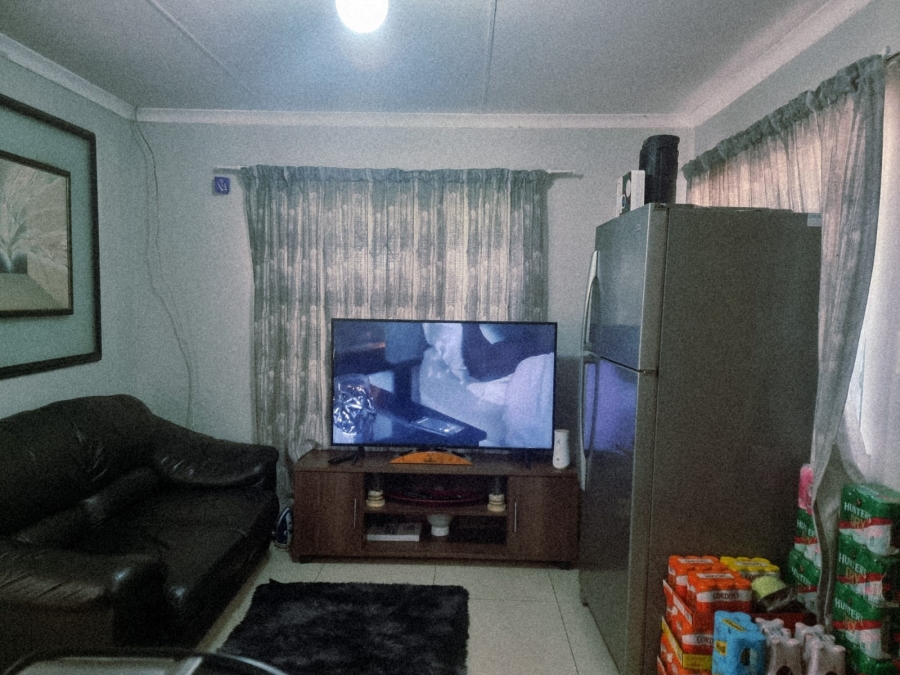 2 Bedroom Property for Sale in Fleurhof Gauteng