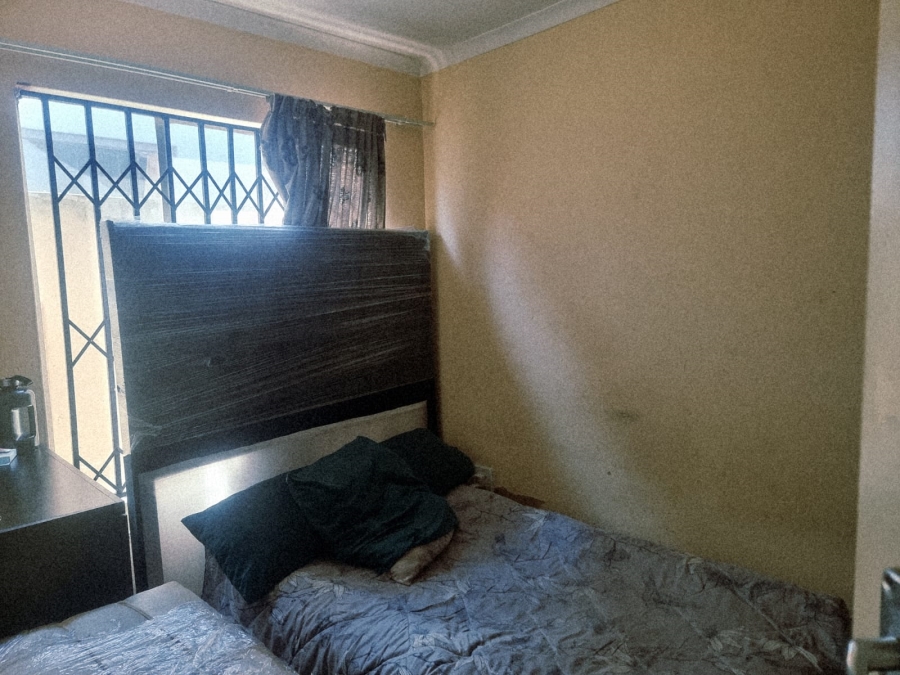 2 Bedroom Property for Sale in Fleurhof Gauteng