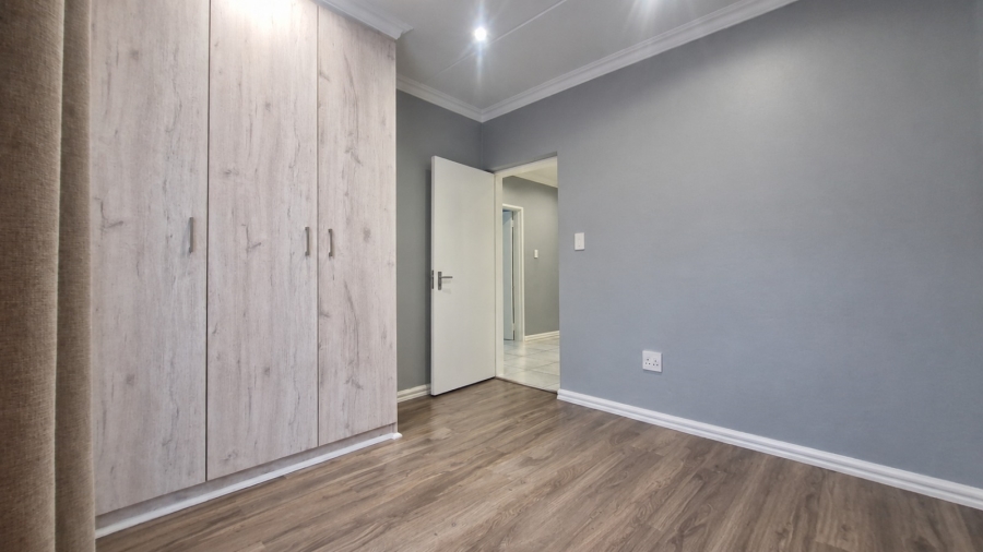 To Let 3 Bedroom Property for Rent in Diswilmar A H Gauteng