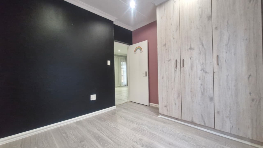 To Let 3 Bedroom Property for Rent in Diswilmar A H Gauteng