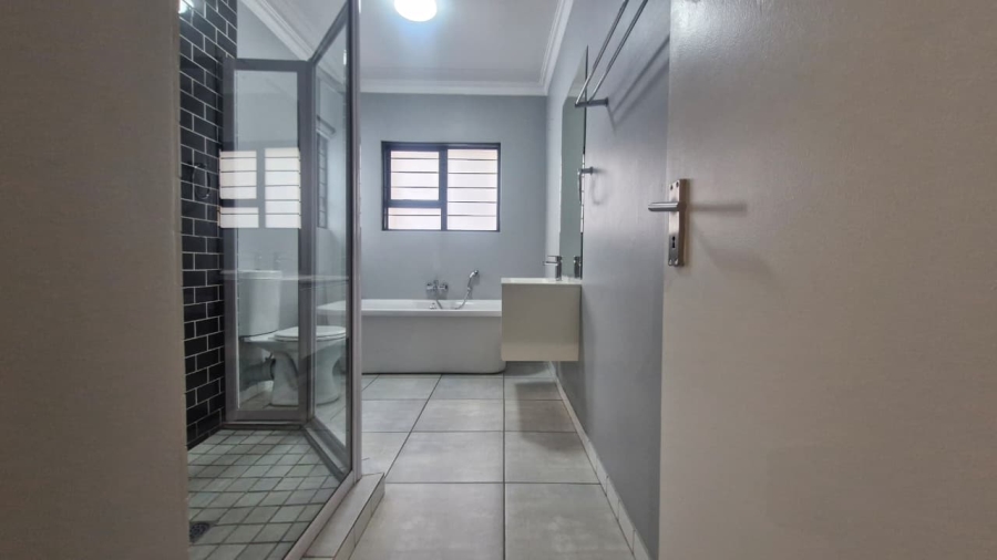 To Let 3 Bedroom Property for Rent in Diswilmar A H Gauteng