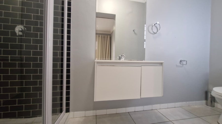 To Let 3 Bedroom Property for Rent in Diswilmar A H Gauteng