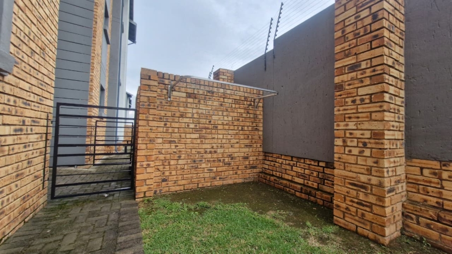 To Let 3 Bedroom Property for Rent in Diswilmar A H Gauteng