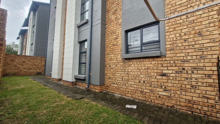 To Let 3 Bedroom Property for Rent in Diswilmar A H Gauteng