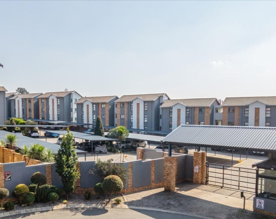 To Let 3 Bedroom Property for Rent in Diswilmar A H Gauteng