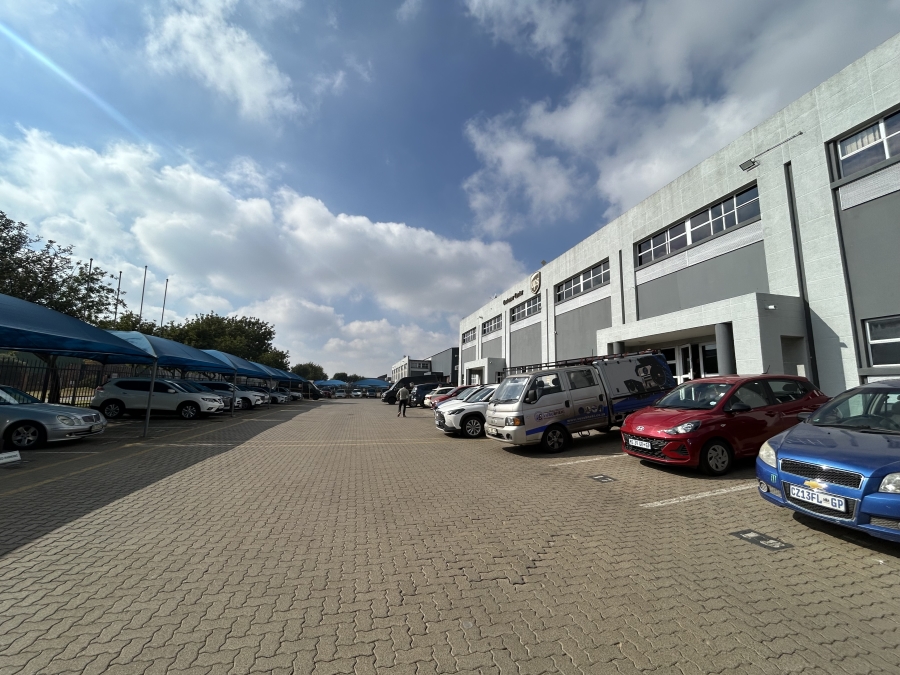To Let Commercial Property for Rent in Spartan Gauteng