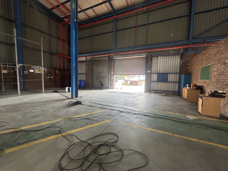 To Let Commercial Property for Rent in Spartan Gauteng