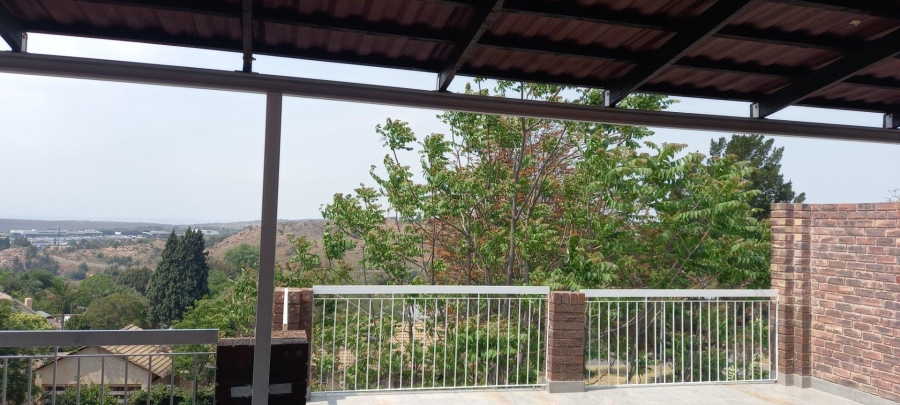 8 Bedroom Property for Sale in Noordheuwel Gauteng