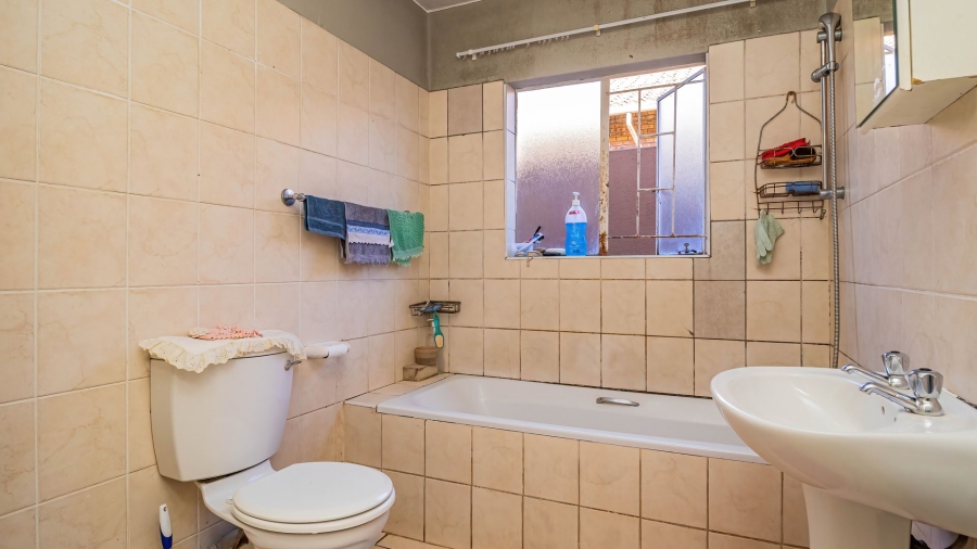 3 Bedroom Property for Sale in Terenure Gauteng