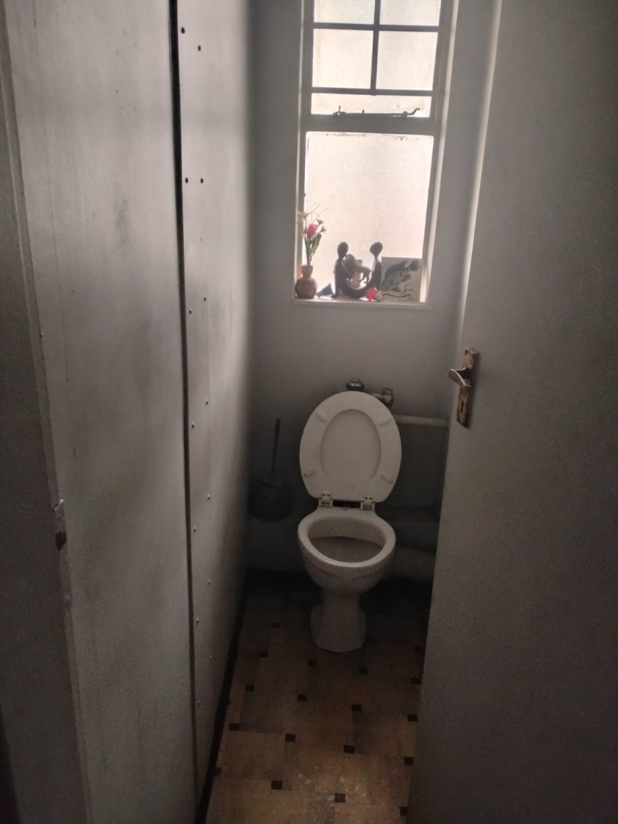 2 Bedroom Property for Sale in Parktown Gauteng