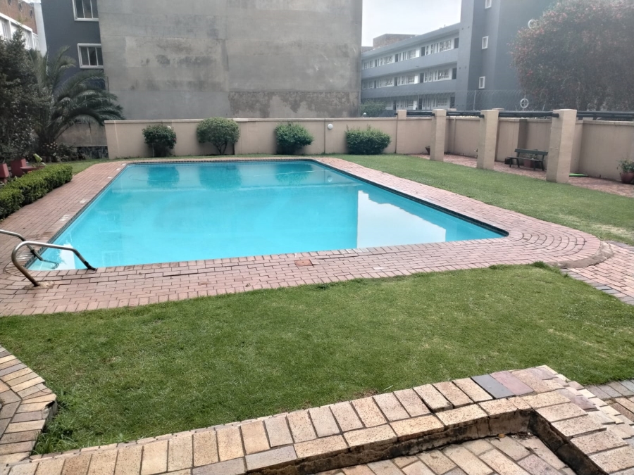 2 Bedroom Property for Sale in Parktown Gauteng