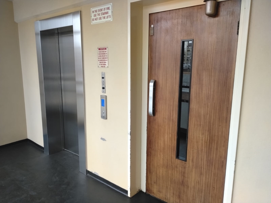 2 Bedroom Property for Sale in Parktown Gauteng