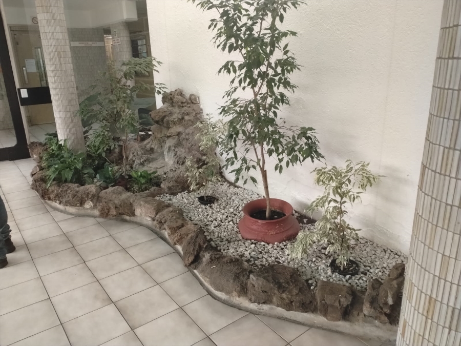 2 Bedroom Property for Sale in Parktown Gauteng