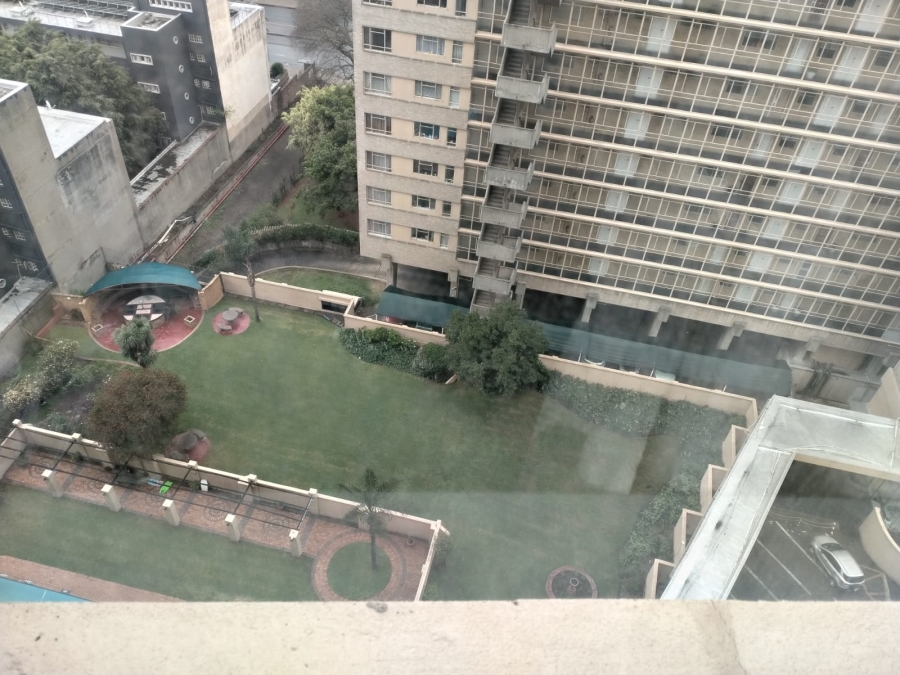 2 Bedroom Property for Sale in Parktown Gauteng