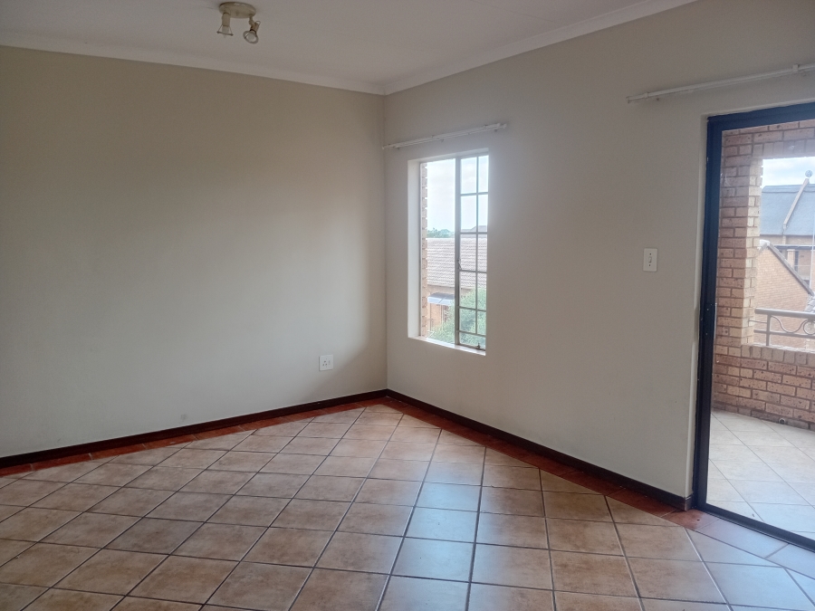 To Let 2 Bedroom Property for Rent in Olympus AH Gauteng