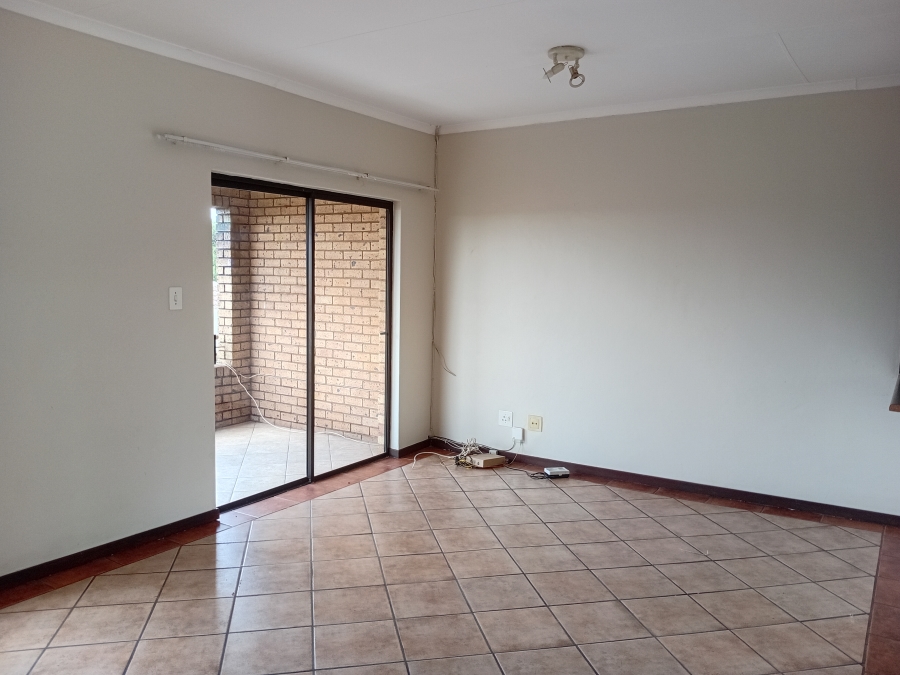 To Let 2 Bedroom Property for Rent in Olympus AH Gauteng