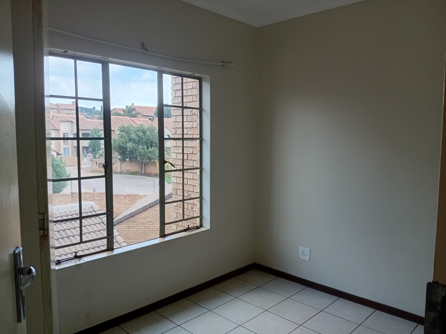To Let 2 Bedroom Property for Rent in Olympus AH Gauteng