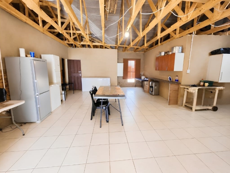 6 Bedroom Property for Sale in Eike Park Gauteng