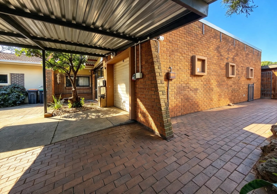 4 Bedroom Property for Sale in Pretoria North Gauteng