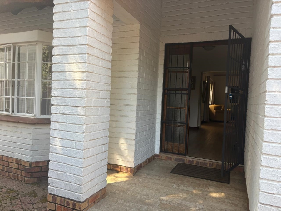 To Let 3 Bedroom Property for Rent in Waterkloof Gauteng