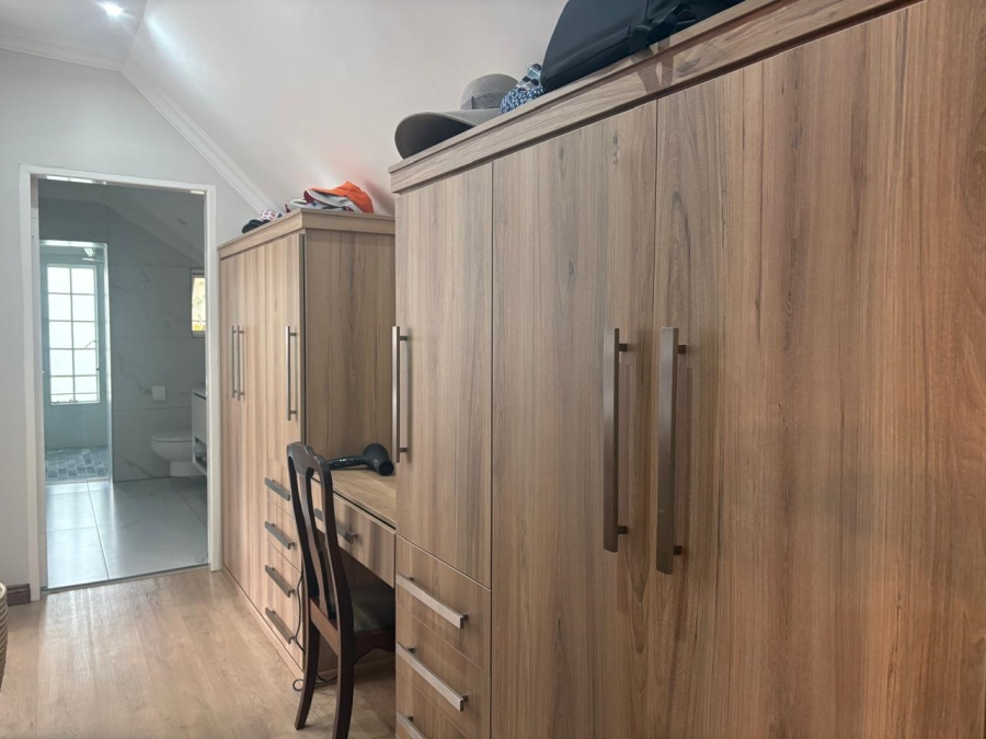 To Let 3 Bedroom Property for Rent in Waterkloof Gauteng