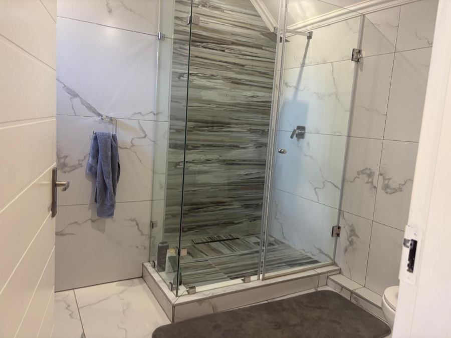 To Let 3 Bedroom Property for Rent in Waterkloof Gauteng