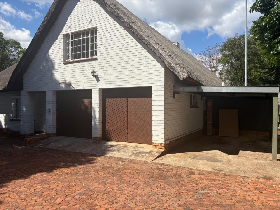 To Let 3 Bedroom Property for Rent in Waterkloof Gauteng