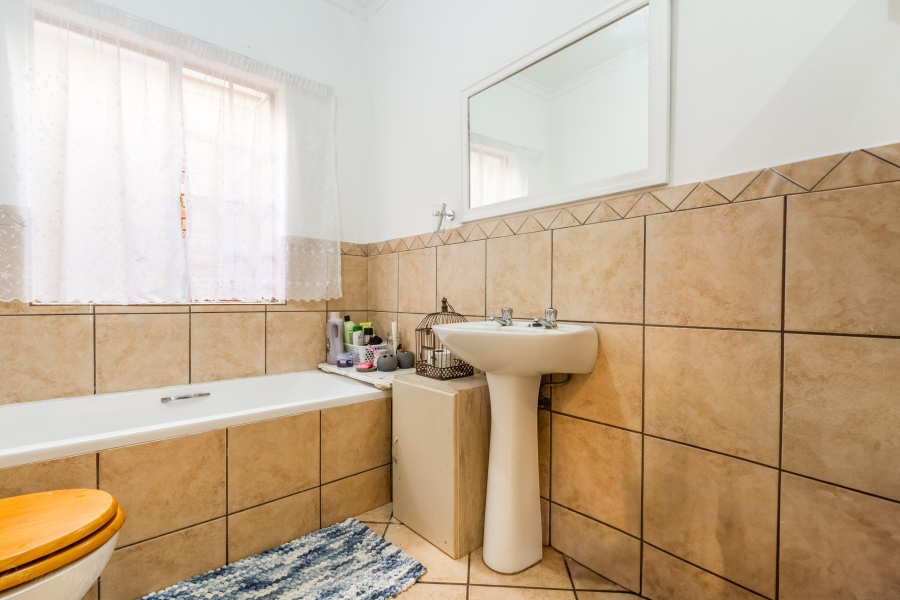 2 Bedroom Property for Sale in Equestria Gauteng