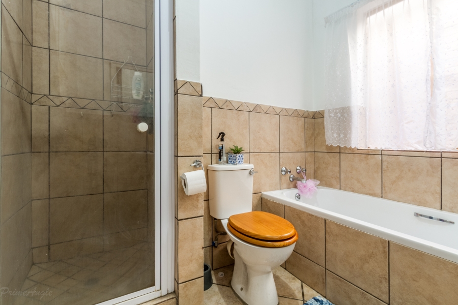 2 Bedroom Property for Sale in Equestria Gauteng