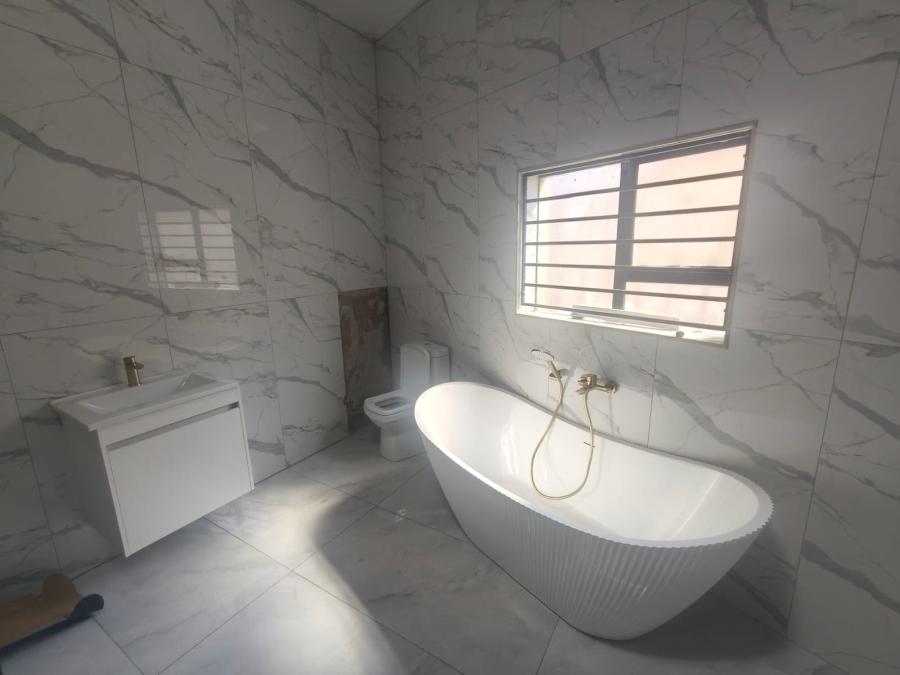 3 Bedroom Property for Sale in Erasmia Gauteng