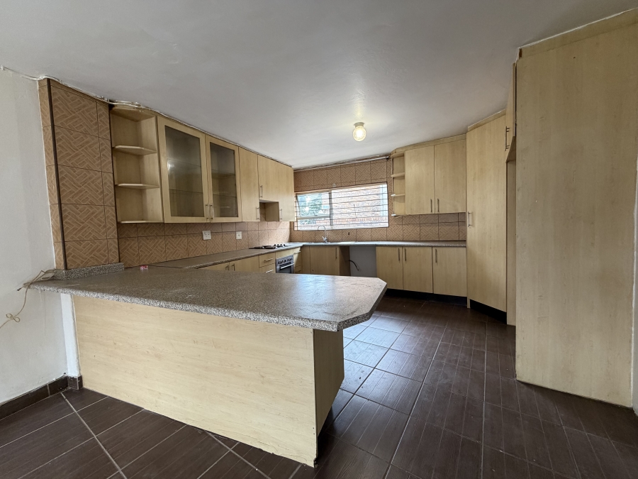 To Let 2 Bedroom Property for Rent in Laudium Gauteng